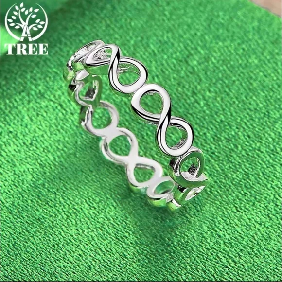 925 Sterling Silver Infinity Ring - Picture 2 of 3